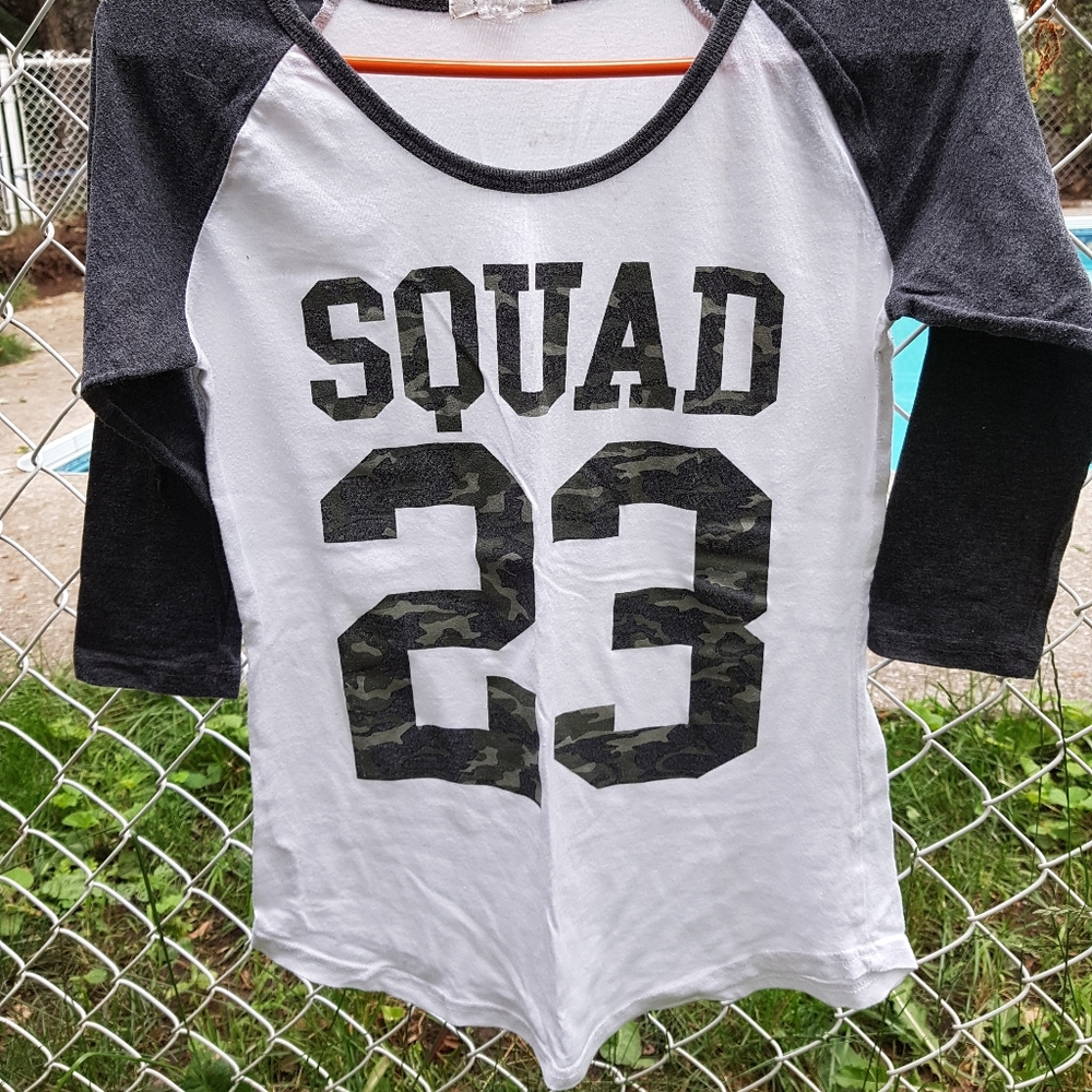 Sporty top